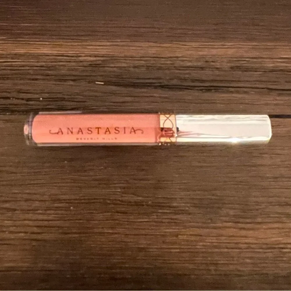 Anastasia Beverly Hills Liquid Lipstick Hudson New in Box!